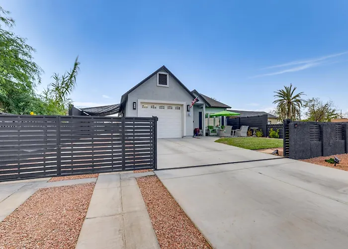 6 Mi To Dtwn Tempe: Dog-friendly Retreat W/ Yard! Holiday home Guadalupe