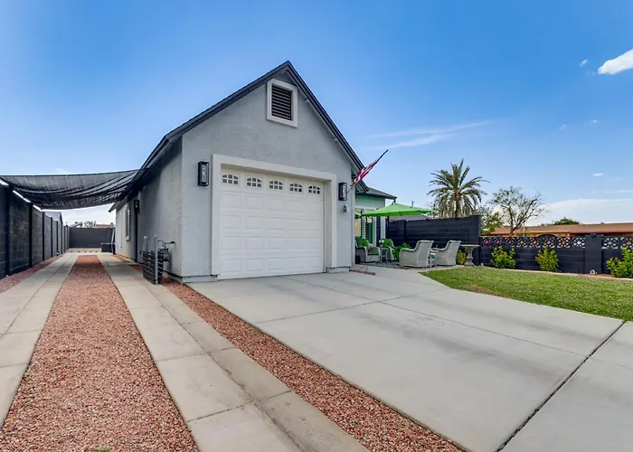 6 Mi To Dtwn Tempe: Dog-friendly Retreat W/ Yard! *